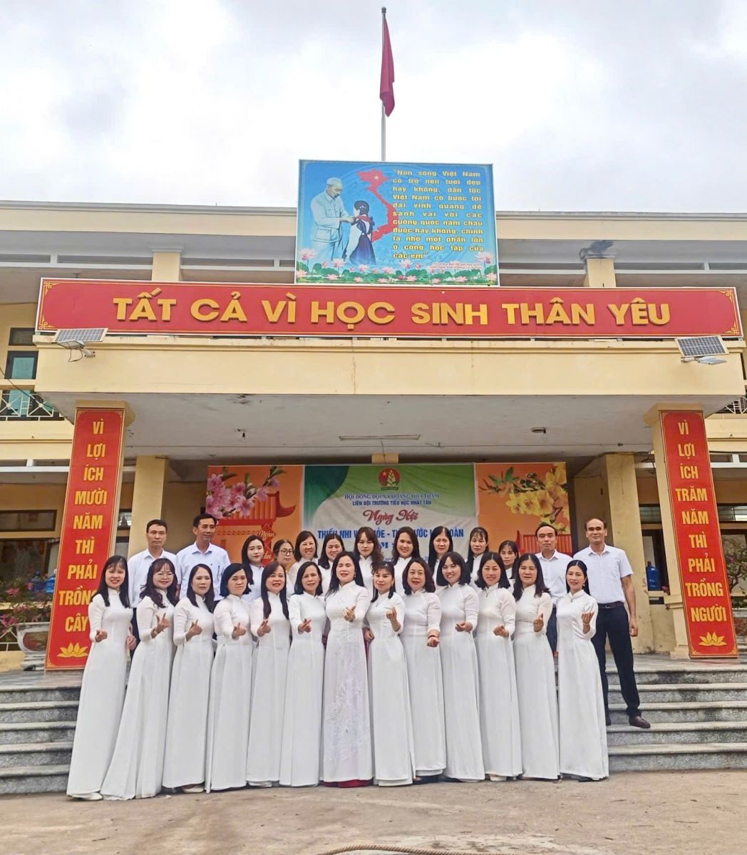<a href='https://c1nhattantl.hungyen.edu.vn/tin-tuc/ruc-ro-sac-mau-ngay-hoi-thieu-nhi-vui-khoe-tien-buoc-len-doan-tai-tieu-hoc-nhat-tan.html'>RỰC RỠ SẮC MÀU NGÀY HỘI "THIẾU NHI VUI KHỎE - TIẾN BƯỚC LÊN ĐOÀN" TẠI TIỂU HỌC NHẬT TÂN</a>