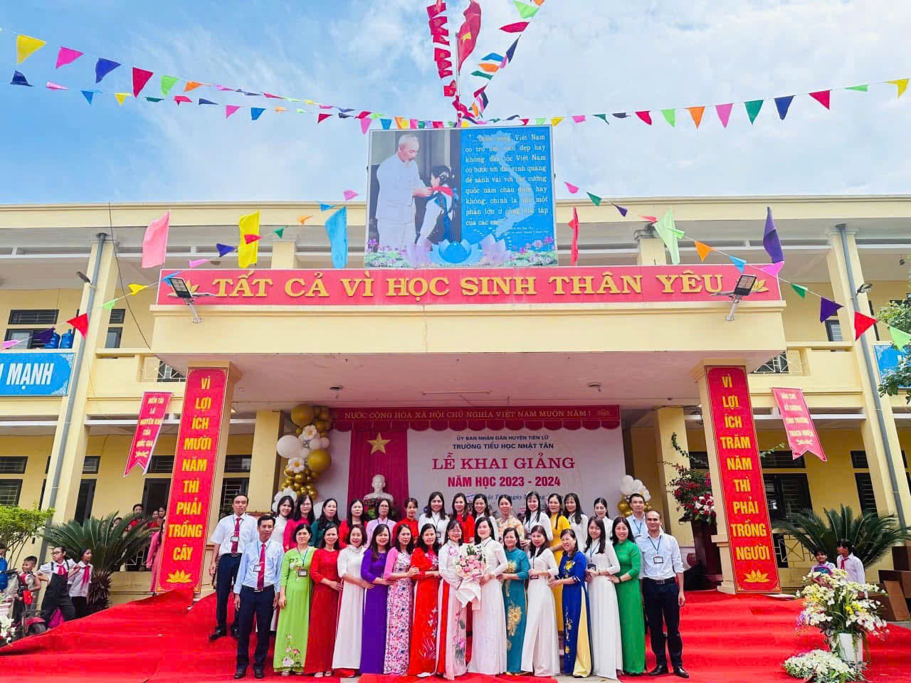 <a href='https://c1nhattantl.hungyen.edu.vn/tin-tuc/truong-tieu-hoc-nhat-tan-tung-bung-to-chuc-le-khai-giang-nam-hoc-2023-2024.html'>🎉 TRƯỜNG TIỂU HỌC NHẬT TÂN TƯNG BỪNG TỔ CHỨC  LỄ KHAI GIẢNG NĂM HỌC 2023-2024 🎉</a>